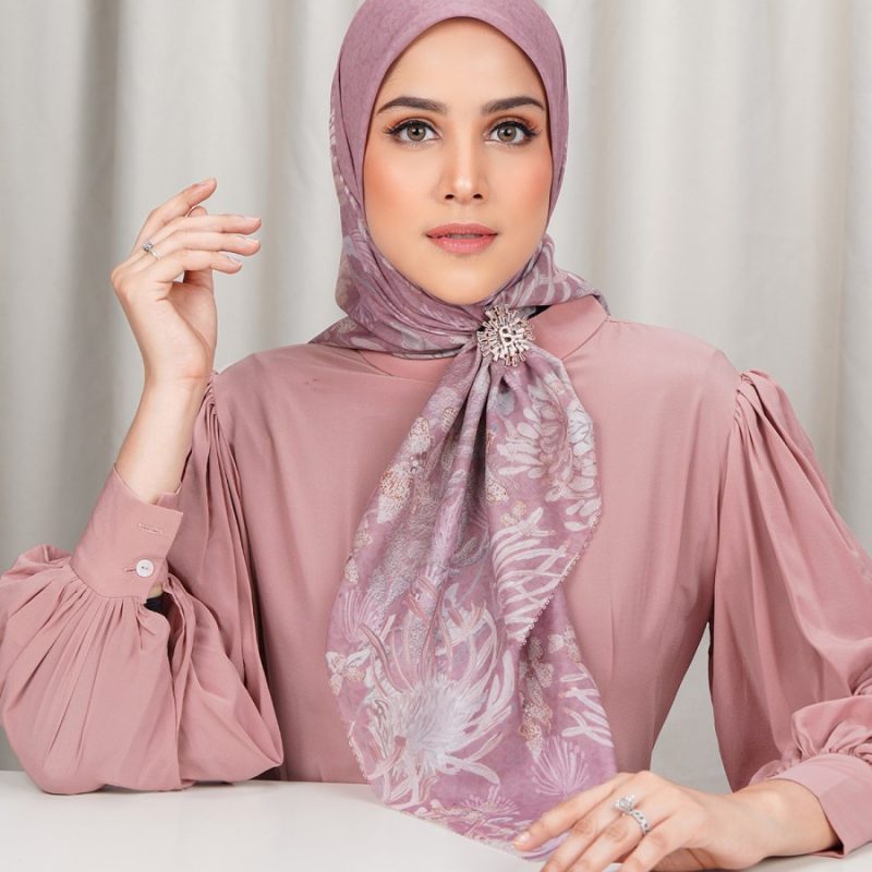 Buttonscarves – Hermosa Voile Square