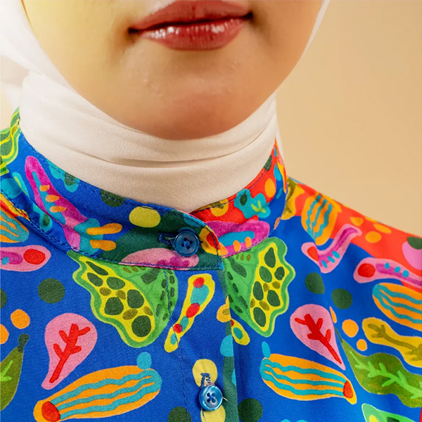 Miwa Pattern_Blouse Hijab Neck (Blue)